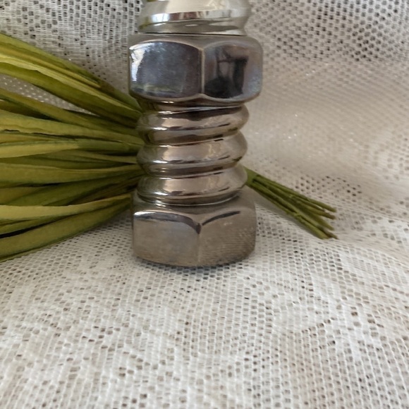Vintage Avon Bolt Design Cologne Bottle. Wonderful condition/empty/without B… - Picture 4 of 8